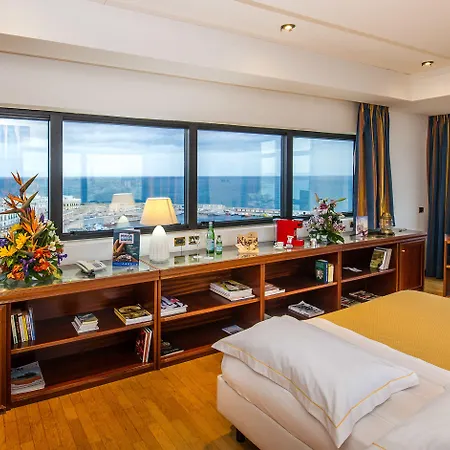 Hotel Bellavista Club-caroli 3*