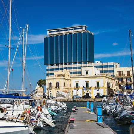 Hotel Bellavista Club-caroli 3*