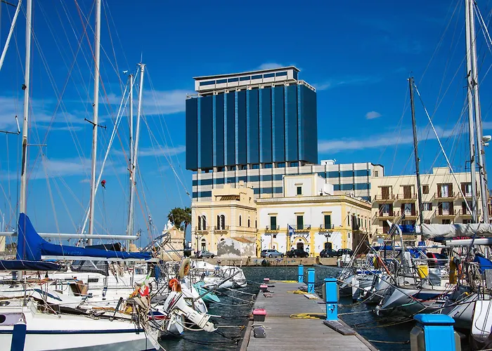 Hotel Bellavista Club-caroli 3*